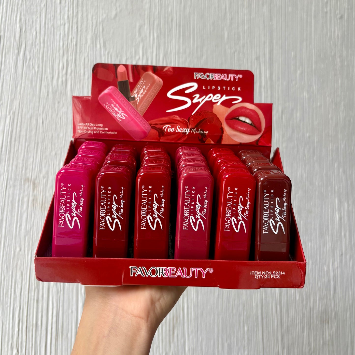 LABIAL EN BARRA MATTE