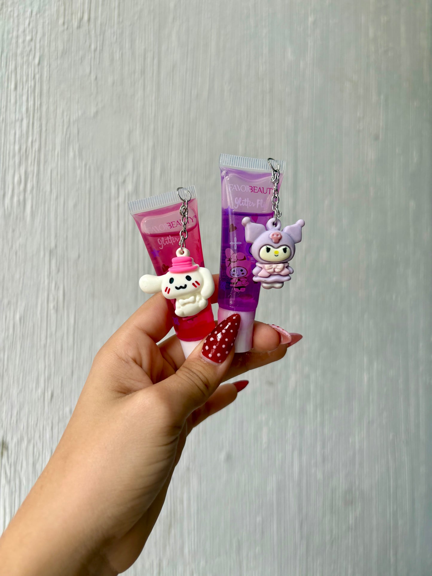 GLOSS SANRIO CON LLAVERO