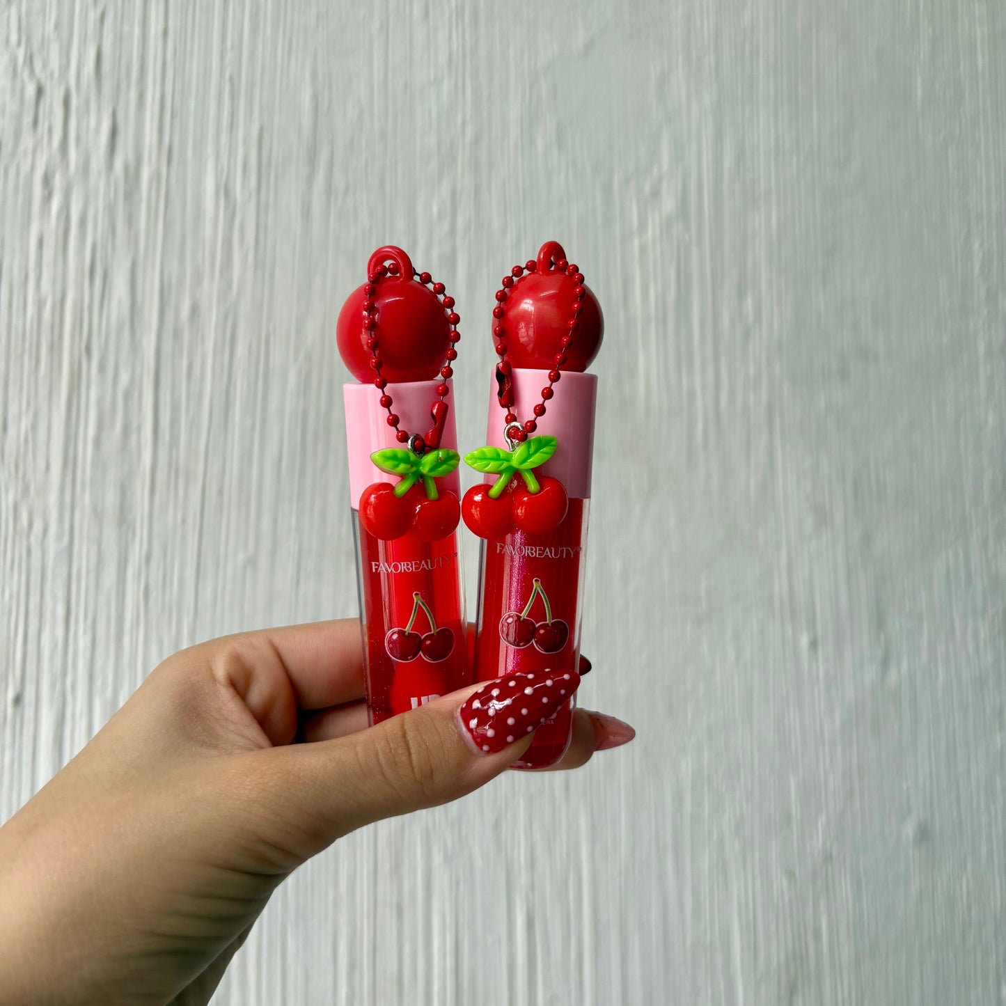 GLOSS CEREZA CON LLAVERO